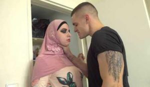 Sex With Musulmans Muslim booty call at home
