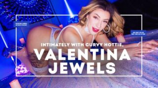 Life Selector Intimately with a Curvy Hottie