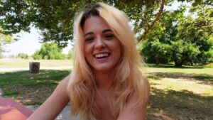 Bang Real Teens Southern Belle Nicole Nichols Gets Her Shaved Pussy Creampied